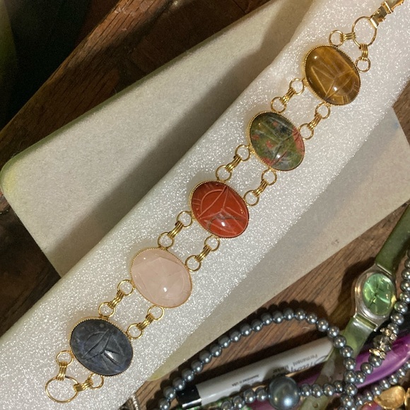 Vintage large scarab bracelet - Picture 1 of 12